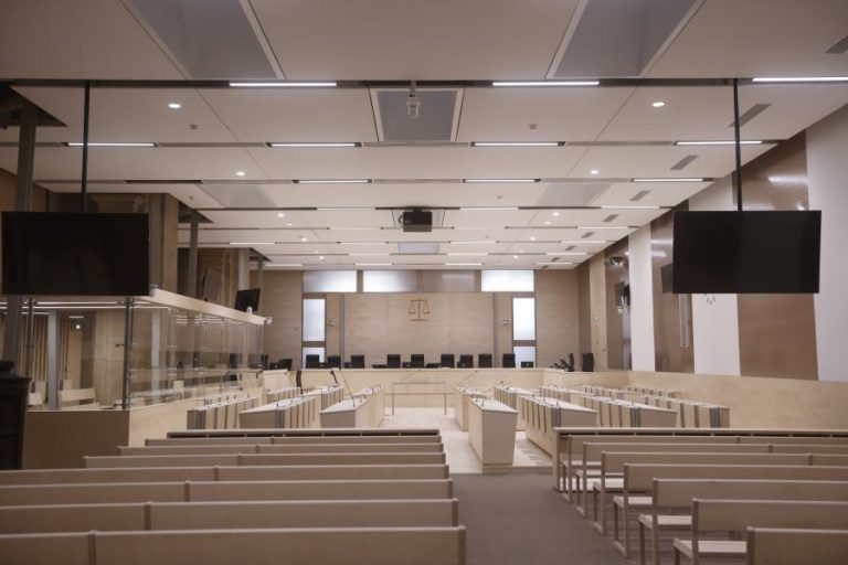 Julgamento dos atentados de Paris “aguardado pelas vítimas” mas vai reavivar traumas – advogados