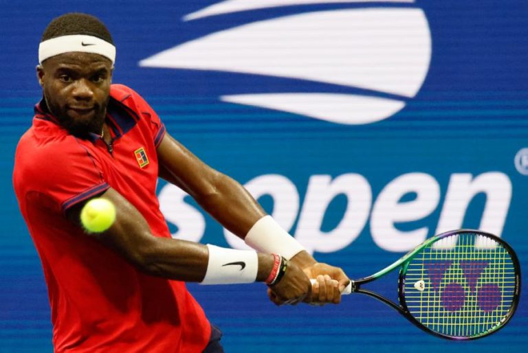 US Open: Tiafoe destrona Rublev e campeã Osaka fica pelo caminho