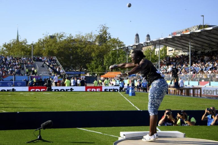 Auriol Dongmo foi segunda na final do peso da Liga Diamante
