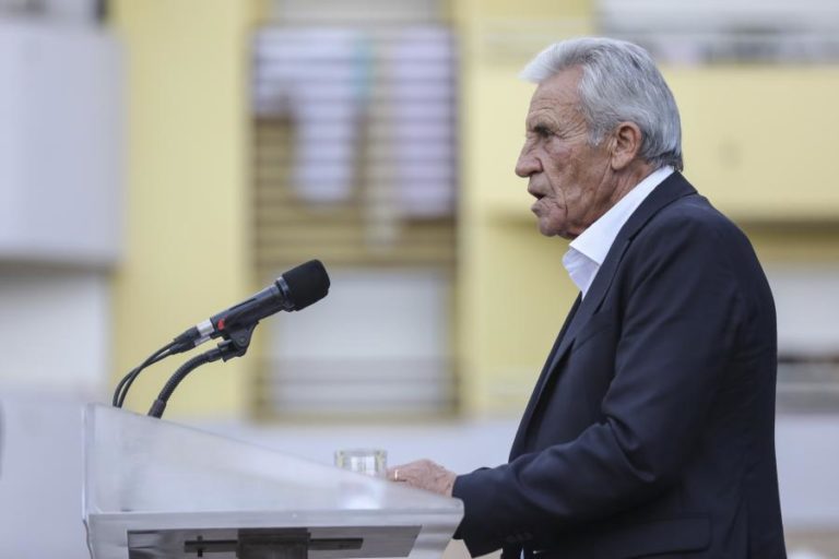 Jerónimo sugere a Costa que tenha “mais tento” nas críticas aos autarcas do PCP
