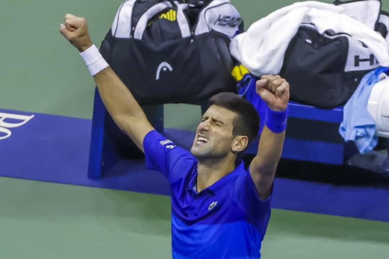 Djokovic na final ao derrotar Zverev por 3-2 no Open dos Estados Unidos