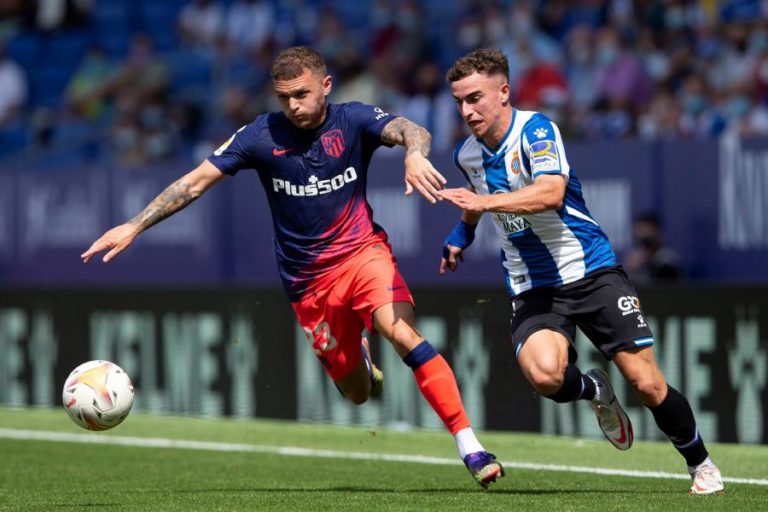 Atlético de Madrid sofre mas vence no último minuto no regresso de João Félix