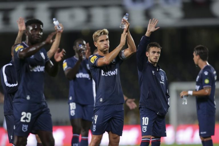 Belenenses SAD impedido pela FIFA de inscrever jogadores devido a dívida