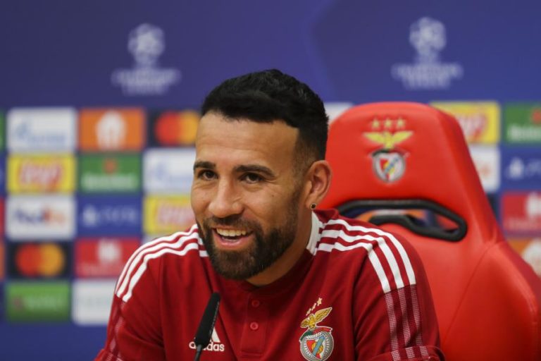 Mundial2022: Nicolás Otamendi nos convocados da Argentina para tripla jornada