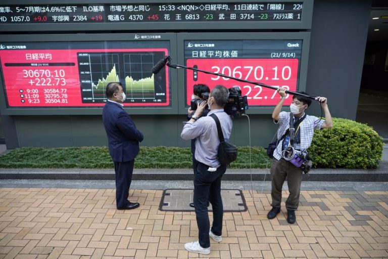 Bolsa de Tóquio fecha a ganhar 0,58%