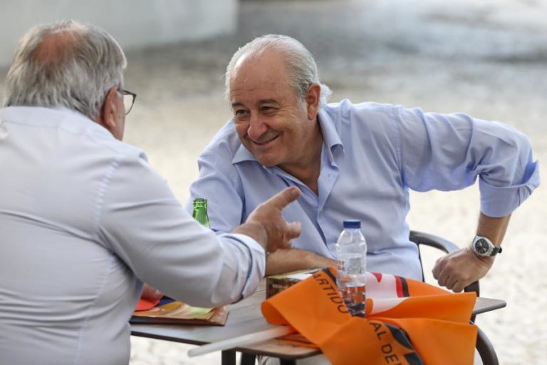 Autárquicas/Balanço: Campanha de Rio entre ‘disparos’ a Costa e incerteza sobre o seu futuro político