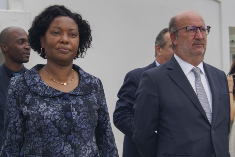Portugal satisfeito com projetos em Moçambique, quer continuar a ser “útil”