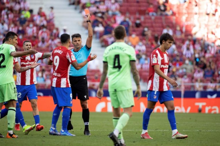 João Félix expulso no empate caseiro do Atlético de Madrid com Athletic