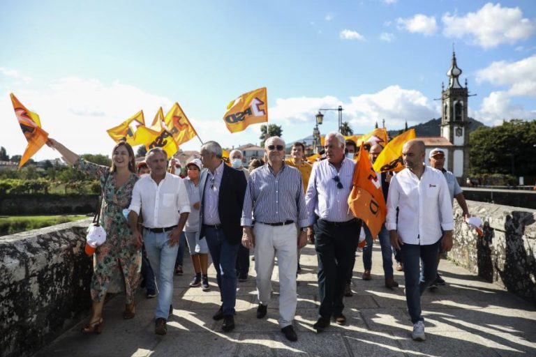 Autárquicas: Rio diz ao Governo para aprender com “rigor e trabalho” de Fernando Pimenta