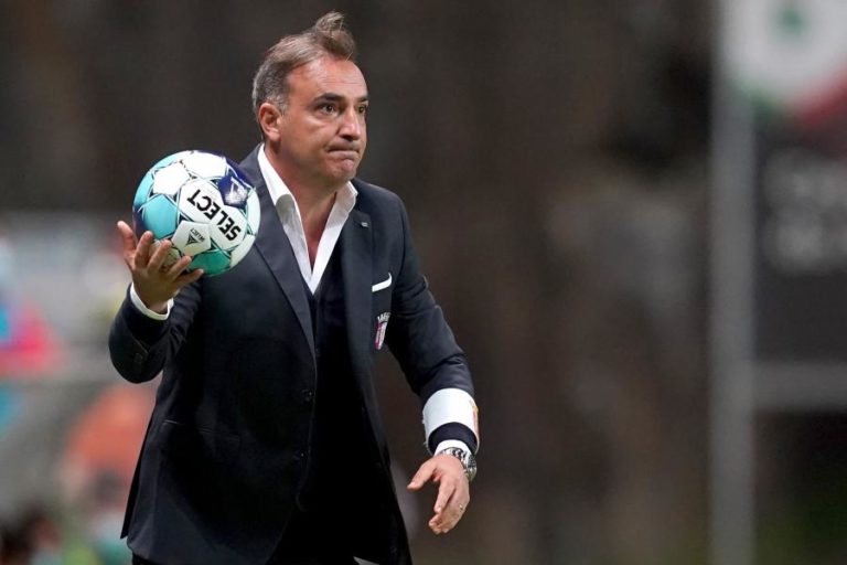 Carlos Carvalhal diz que Braga está em “crescendo” e quer continuar a vencer