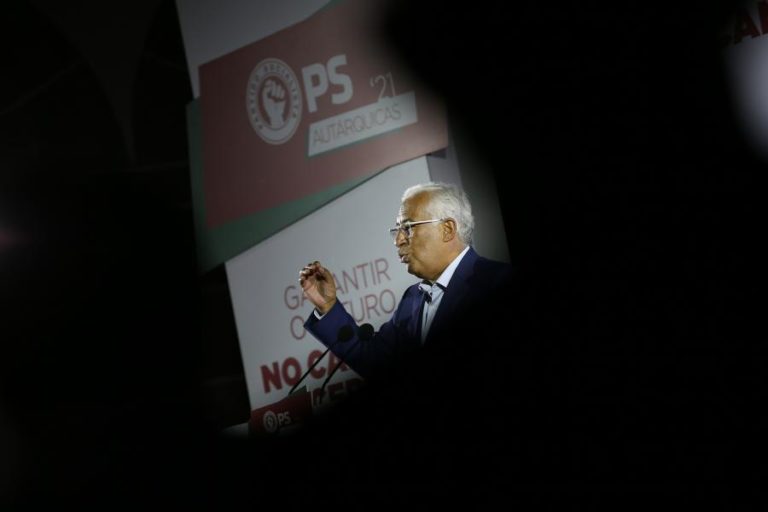 Autárquicas: PS na “posição ingrata” em que “todos lhe batem” – António Costa