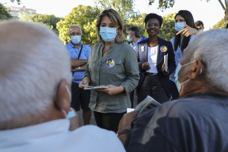 Autárquicas: Catarina Martins critica frase “profundamente infeliz” de secretário de Estado sobre pandemia