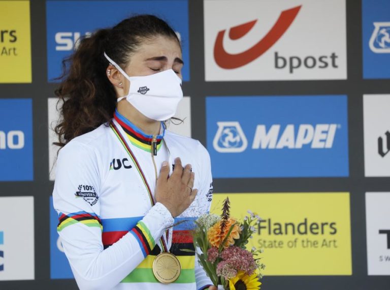 Ciclismo/Mundiais: Daniela Campos ‘sobreviveu’ à dura prova que coroou Elisa Balsamo