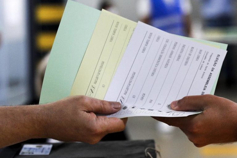 Autárquicas: Projeções televisivas indicam empate entre Medina e Moedas em Lisboa