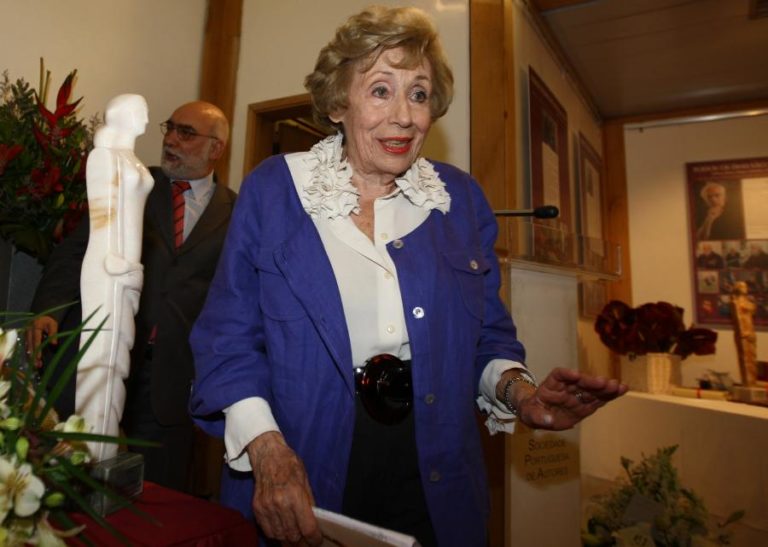 Escritora Isabel da Nóbrega morre aos 96 anos