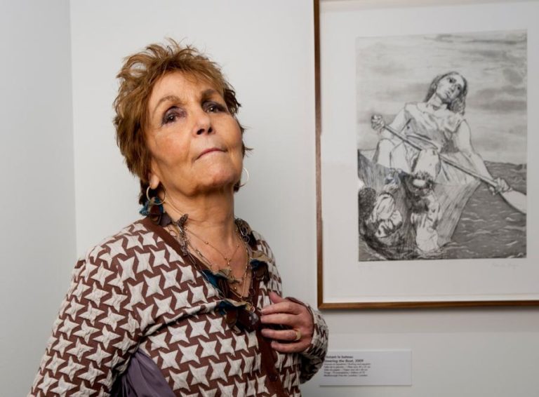 Retrato raro de Paula Rego arrematado por 266 mil euros em Londres 