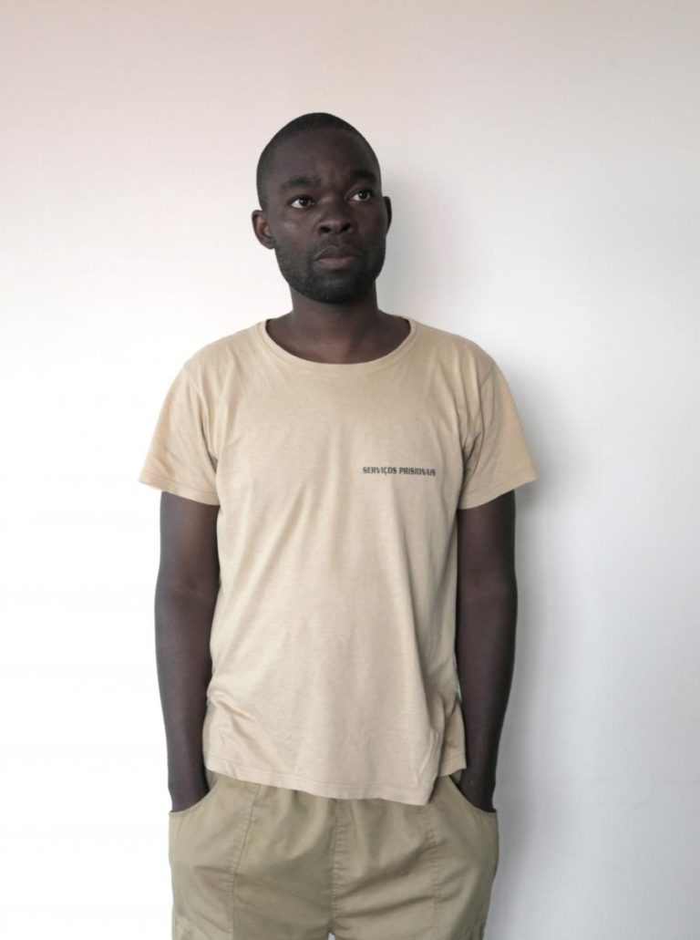 Ativista Domingos da Cruz diz que quem usa as liberdades em Angola “arrisca a vida”