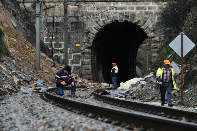 Mau tempo: Circulação na Linha da Beira Alta “será retomada durante a madrugada” – IP