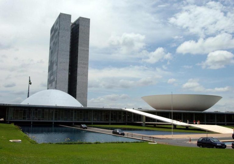Embaixada de Portugal em Brasília lança nova ferramenta para atendimento consular