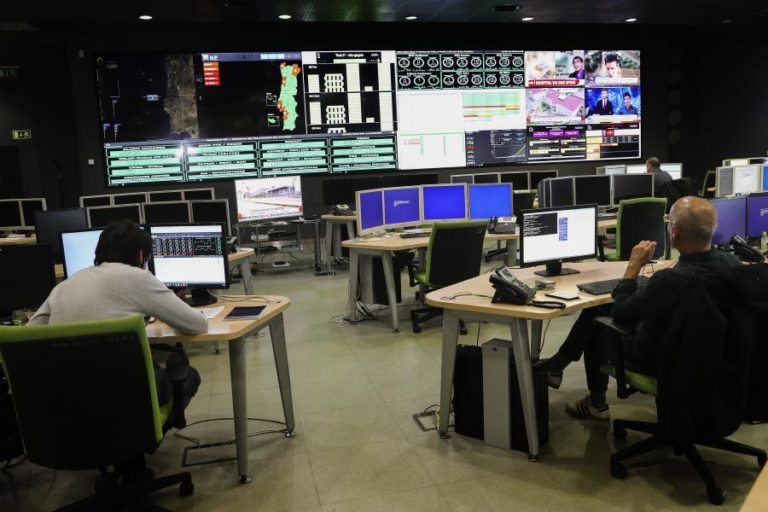 Altice espera que Governo rejeite a proposta da Anacom sobre tarifa social de Internet