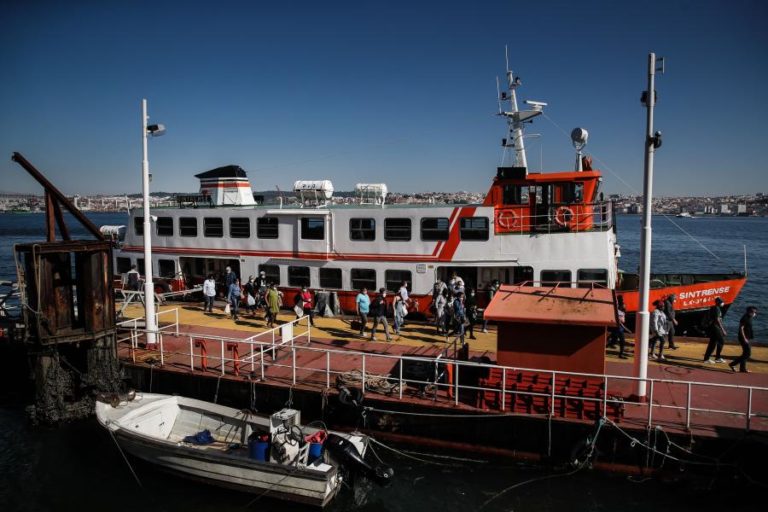 Supressão de carreiras da Transtejo hoje e quinta-feira à noite é “inaceitável” — Governo