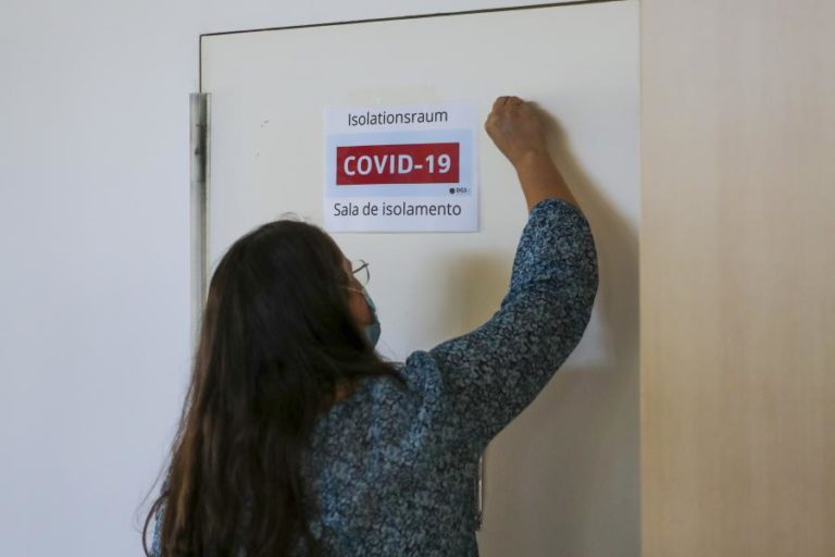Covid-19: Portugal deixa de exigir isolamento profilático à entrada no país