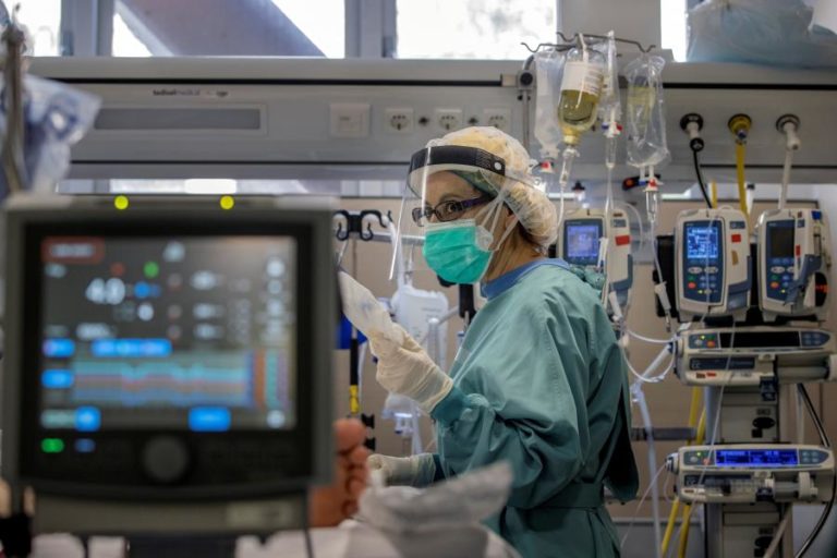 Covid-19: Espanha regista 1.926 novos casos e 52 mortes nas últimas 24 horas