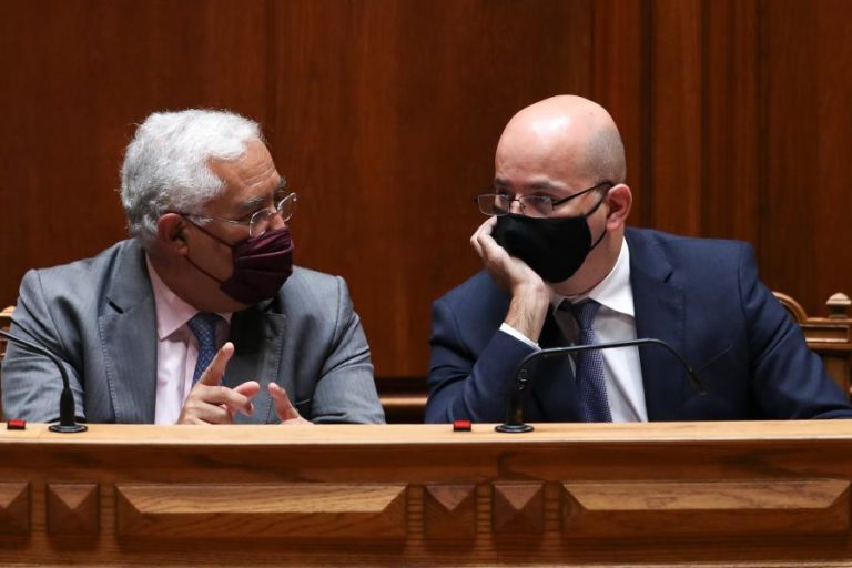 OE2022: Costa e João Leão reúnem-se hoje com o Grupo Parlamentar do PS