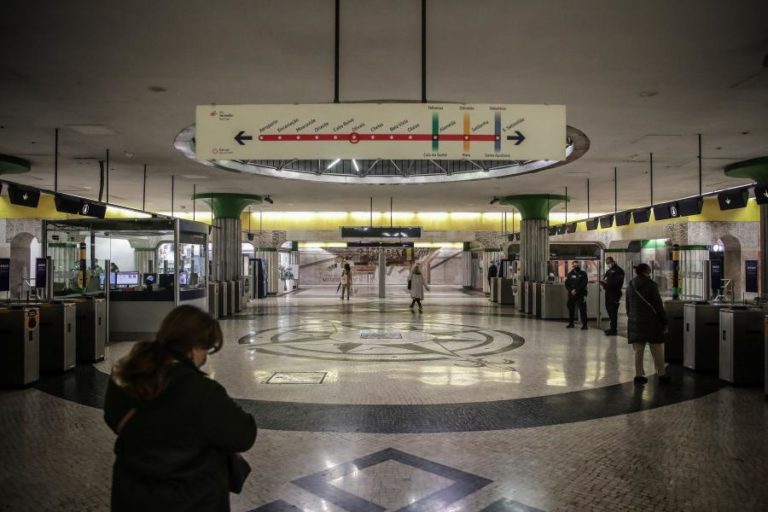 Metro de Lisboa regista adesão de 45,37% na greve parcial de hoje
