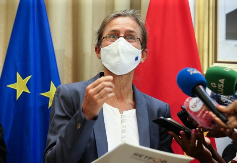 UE vai reforçar ajuda a Angola no combate à corrupção e recuperação de ativos