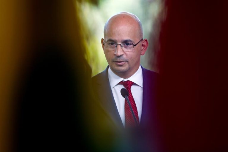 OE2022: João Leão apresenta linhas gerais da proposta aos partidos na 4.ª feira