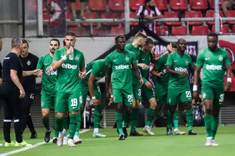 Ludogorets soma quarto triunfo consecutivo e segue líder no campeonato búlgaro