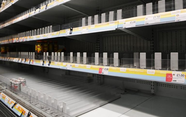 Brexit: Pressão britânica sobre UE distrai dos problemas internos