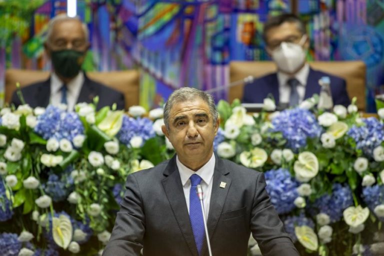 PRR: Candidaturas para empresas dos Açores vão “começar do zero” – Governo Regional