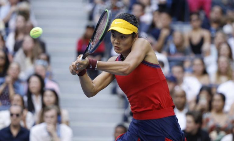 Tenista britânica Emma Raducanu eliminana na estreia em Indian Wells