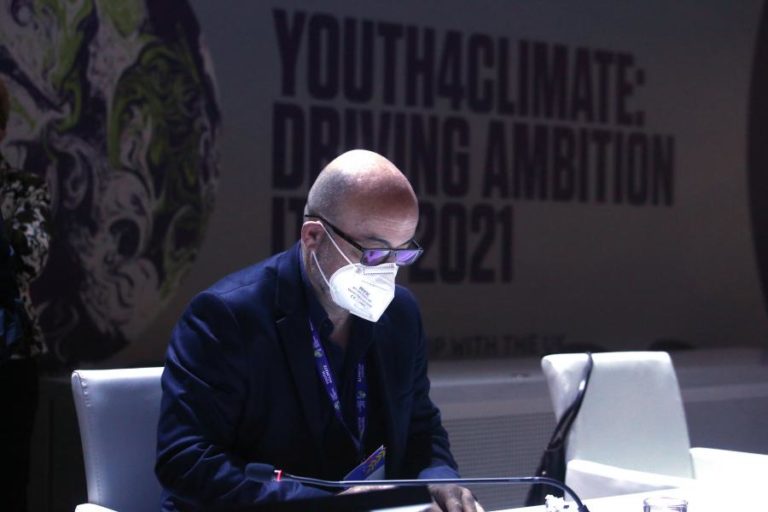 Governo italiano defende energia nuclear até se conseguir usar mais renováveis