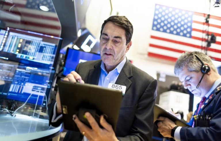 Wall Street segue em terreno positivo a recuperar da queda anterior