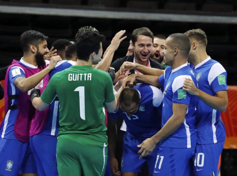 Futsal/Mundial: Brasil vence Cazaquistão e conquista terceiro lugar