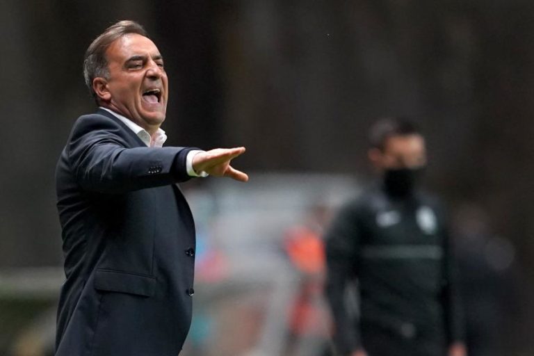 LE: Carlos Carvalhal leva Raul Silva para defrontar búlgaros do Ludogorets