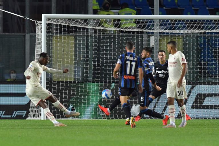 AC Milan passa por ‘susto’ em Bérgamo, mas continua em segundo na Liga italiana