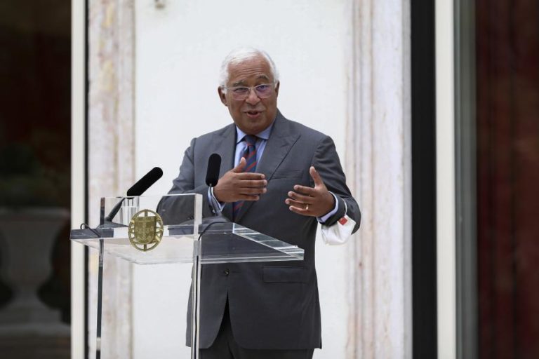 Costa vai a Berlim a convite de Merkel e assume “nostalgia antecipada”