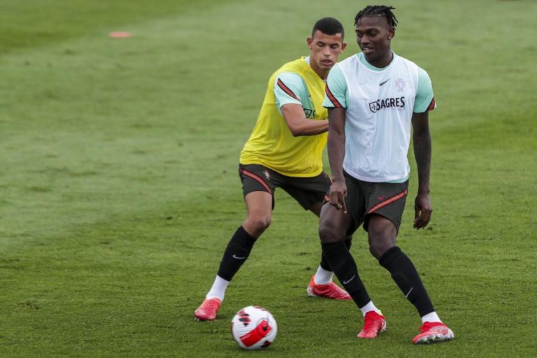 Mundial2022: Matheus e Leão foram novidades em treino com nove ausentes