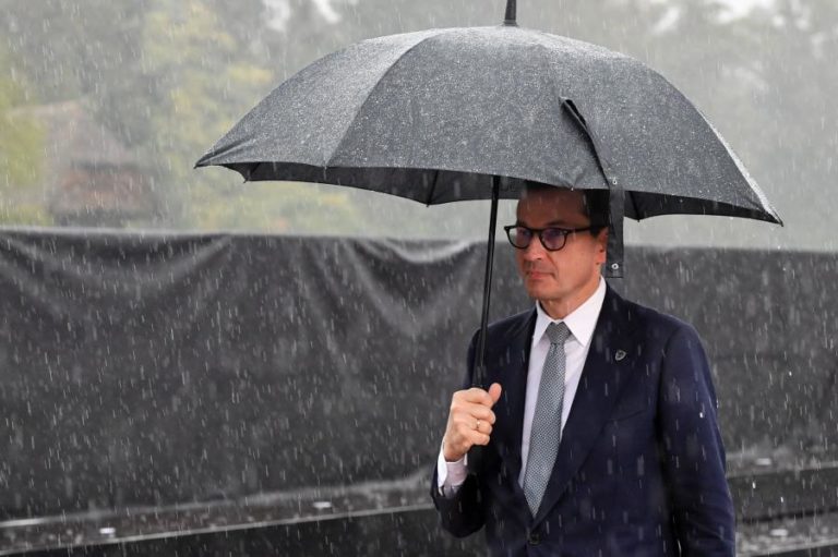 Primeiro-ministro polaco diz que a Polónia deve permanecer na União Europeia