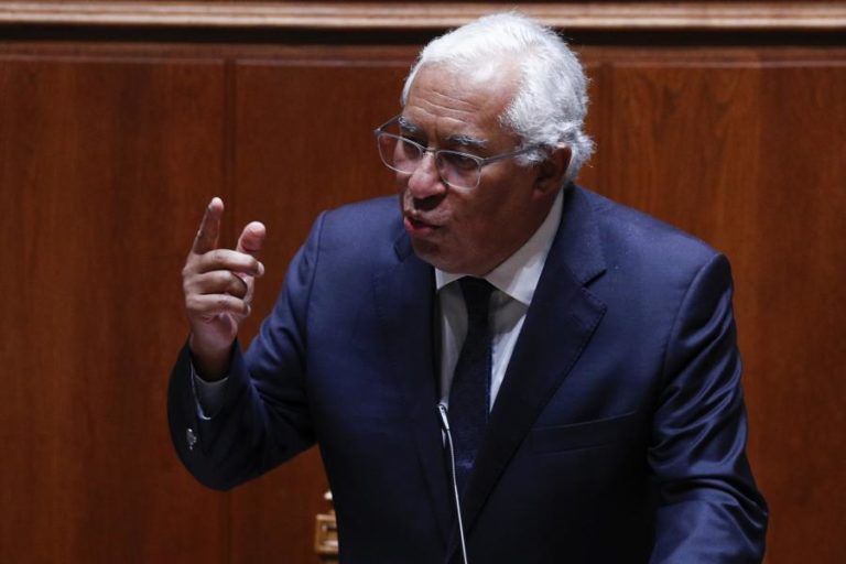 OE2022: Agenda para “trabalho digno” e novo estatuto do SNS aprovados para a semana