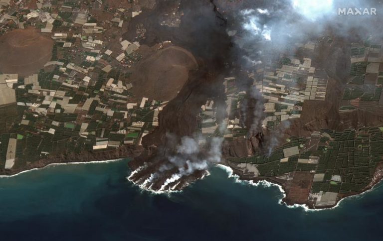 Lava do vulcão Cumbre Vieja já atingiu 595 hectares da ilha de La Palma