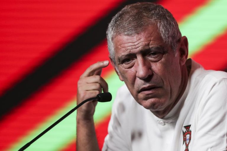 Fernando Santos faz “gestão” com o Qatar e avança estreias de Matheus e Leão