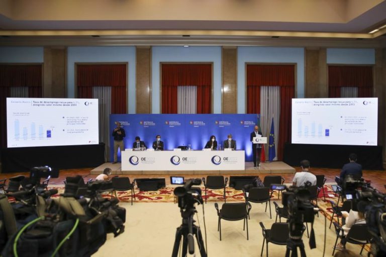 OE2022: Ministro estima que englobamento tenha impacto de 10 ME