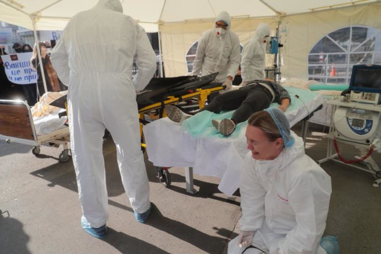 Covid-19: Pandemia agrava-se na Europa de Leste com recordes na Ucrânia e Roménia