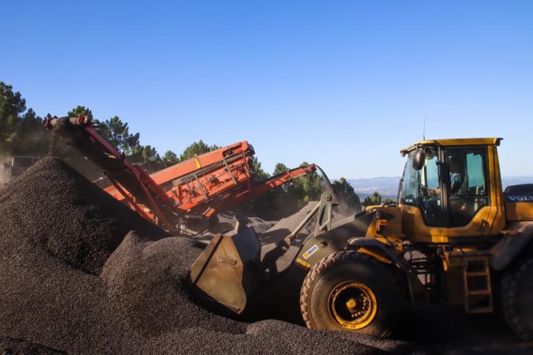 Reiniciada extração de agregado de ferro nas minas de Moncorvo passados 40 anos