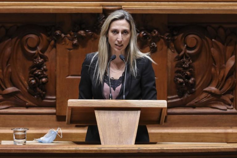 OE2022: Deputada Cristina Rodrigues abstém-se na votação na generalidade